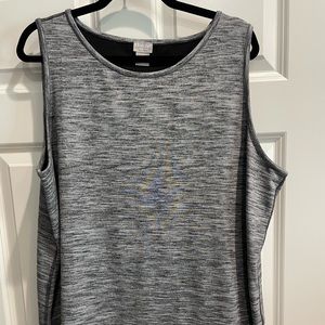 Chico’s Zenergy Reversible Knit Tank Black and Gray, Size 
4 (20/22)